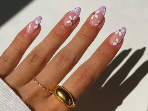 Diseños de Uñas con Flores